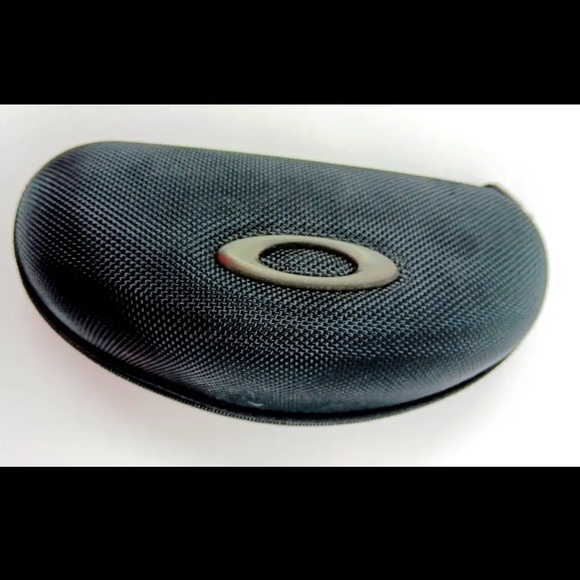 Oakley Vault Sunglasses Black Zip Around Padded Clam Shell Hard Case (Case Only) - Picture 4 of 4